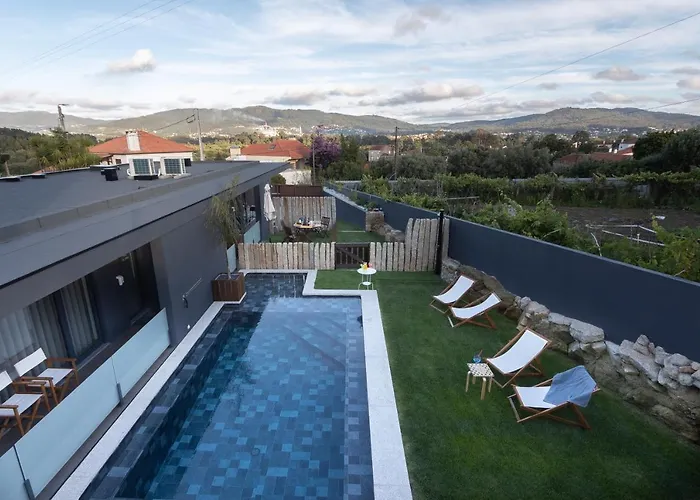 Abracos Dos Avos - Casas De Aldeia 5*