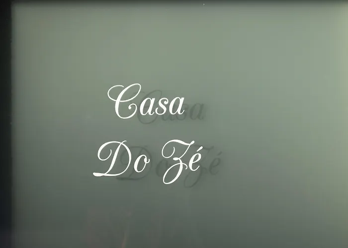 Abraços Dos Avós - Casas De Aldeia