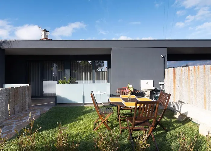 Abracos Dos Avos - Casas De Aldeia 5*